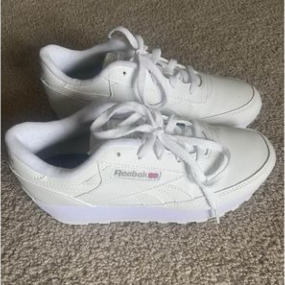 Women’s Reebok sneakers